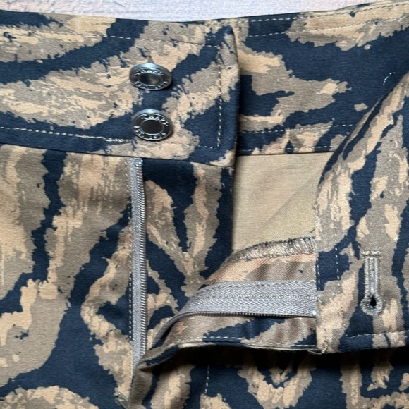 🌻 Chaps by Ralph Lauren Women's size 10 Animal Print Skirt - Picture 4 of 7